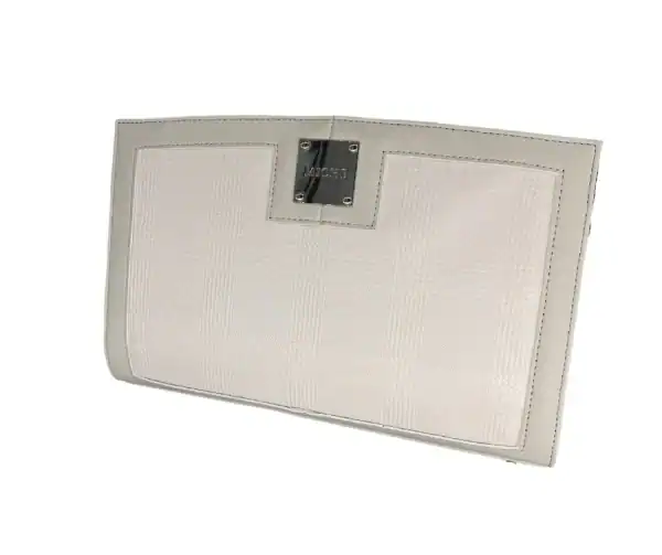 Classic-Bailey-side2-MB1336
