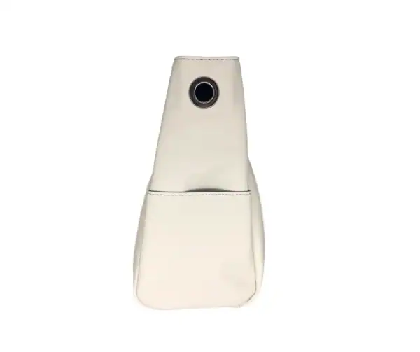 Demi-Bailey-side3-MB3306