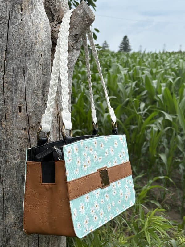 Classic Calla w/ braided handles and brass rings - Image 8